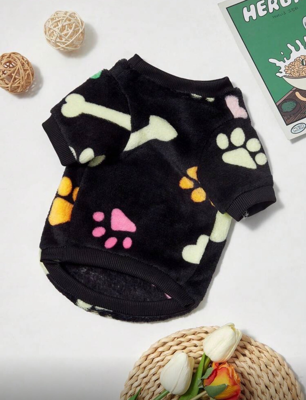 Black Fleece Paw & Bones Shirt