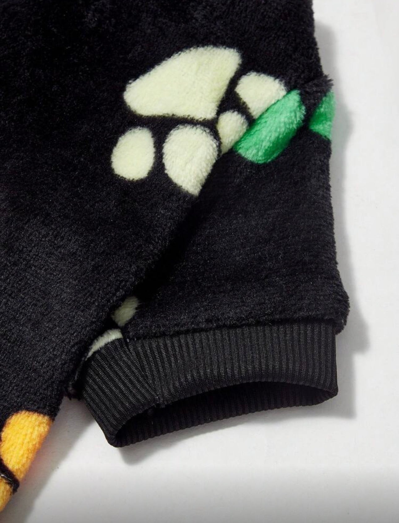 Black Fleece Paw & Bones Shirt