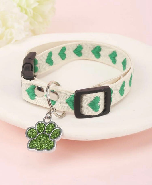 Glamour Green Hearts Collar