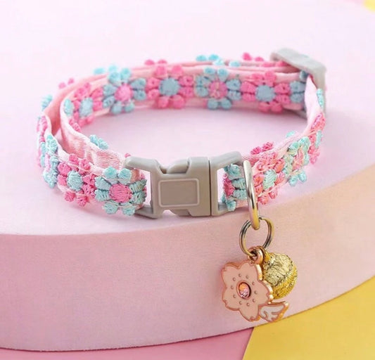 Blossom Chic Floral Collar